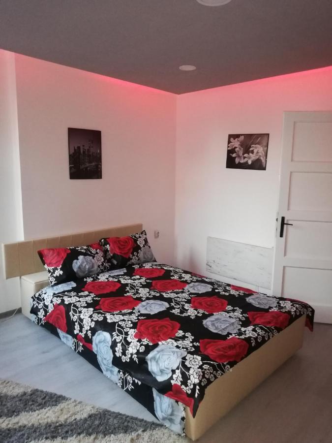 Andrina Sweet Home Ni Exteriér fotografie
